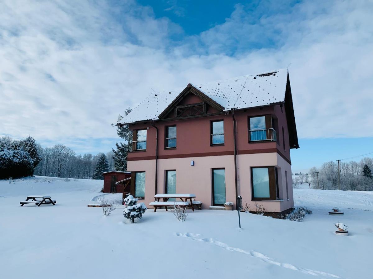 Apartmány Na Rozcestí Lomnice nad Popelkou Kültér fotó