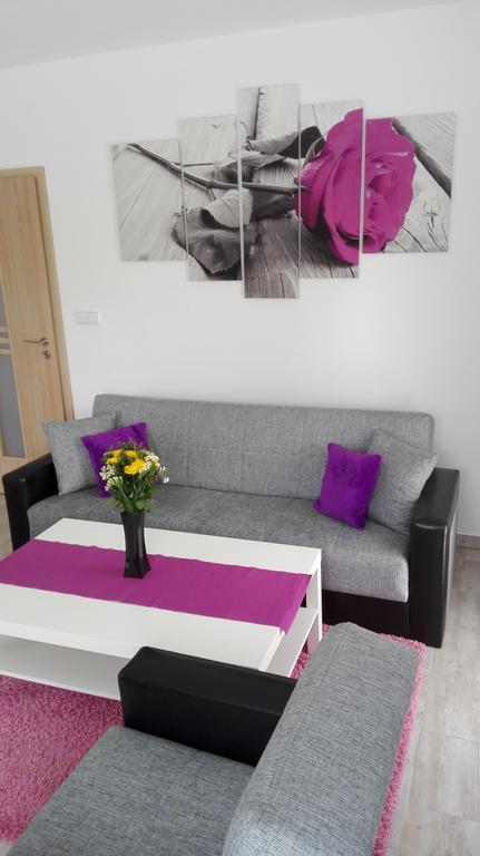Apartmány Na Rozcestí Lomnice nad Popelkou Kültér fotó