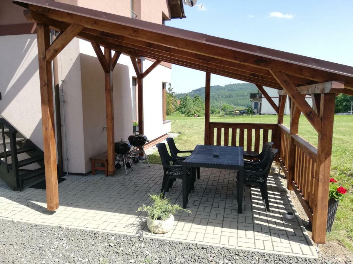 Apartmány Na Rozcestí Lomnice nad Popelkou Kültér fotó